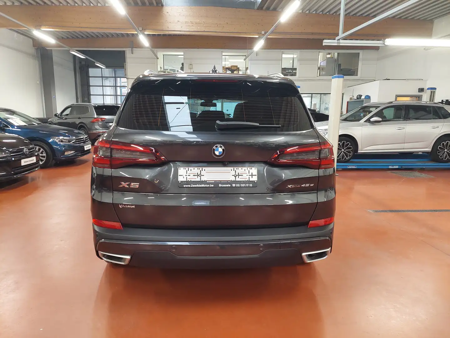 BMW X5 xDrive45e - LEZ 2035 - SKYLOUNGE - CAM360 - 394cv! Grijs - 2