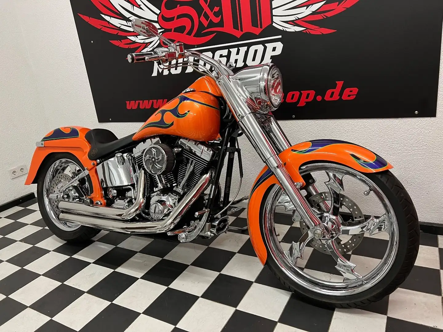 Harley-Davidson FLSTFI Fat Boy *Custombike* Orange - 2