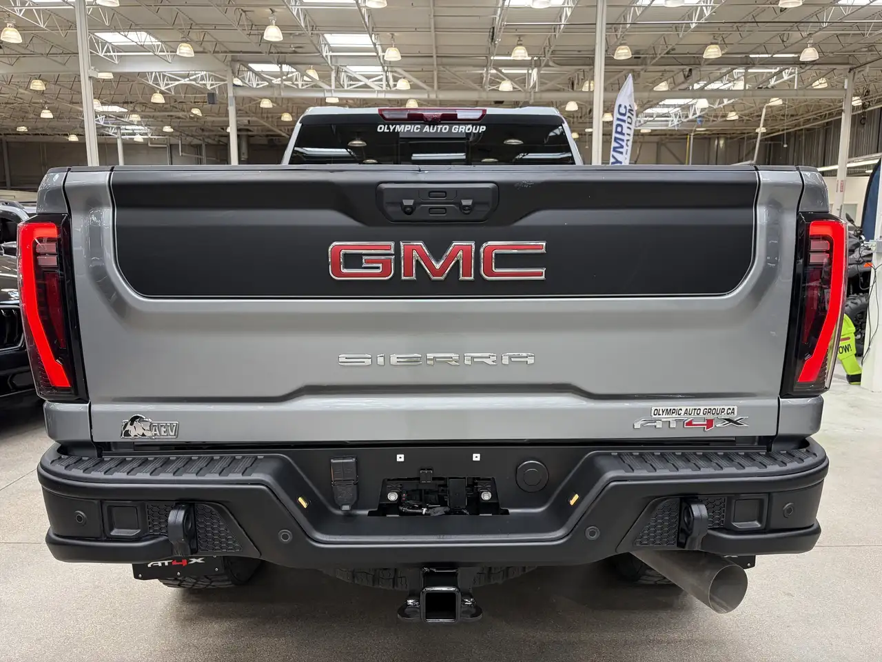 GMC Sierra 2500HD снимка GMC Sierra 2500HD