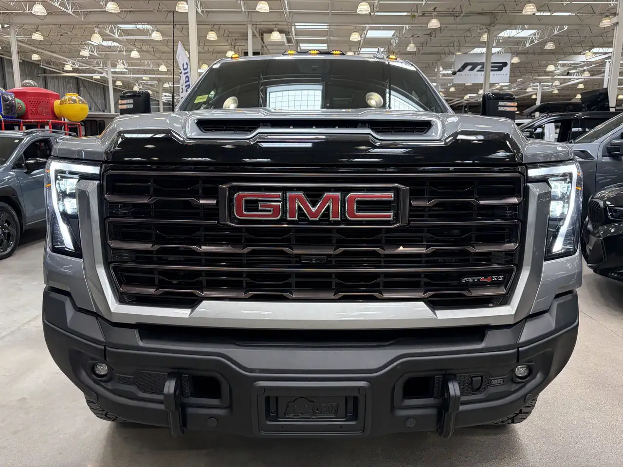 GMC Sierra 2500HD снимка GMC Sierra 2500HD