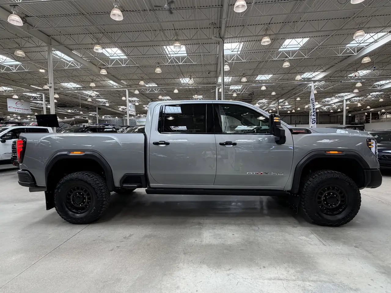 GMC Sierra 2500HD снимка GMC Sierra 2500HD