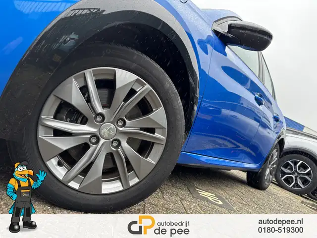 Peugeot E-208 view 17