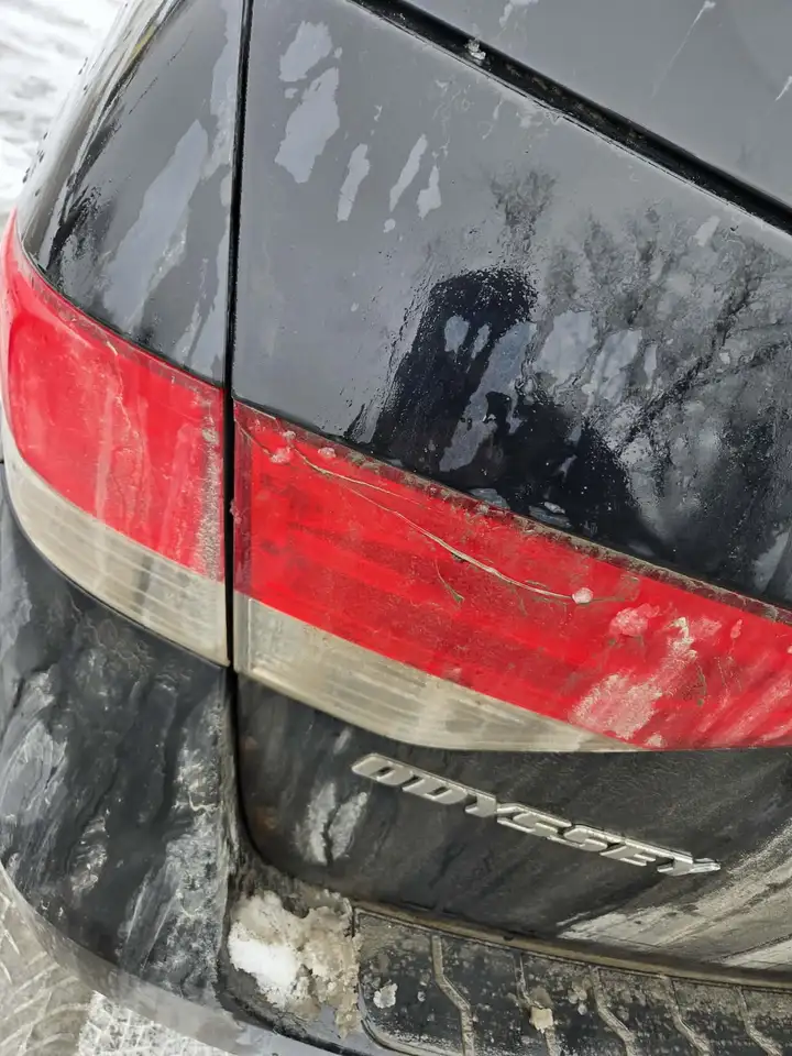 Honda Odyssey снимка Honda Odyssey