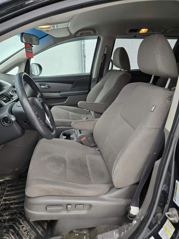 Honda Odyssey снимка Honda Odyssey