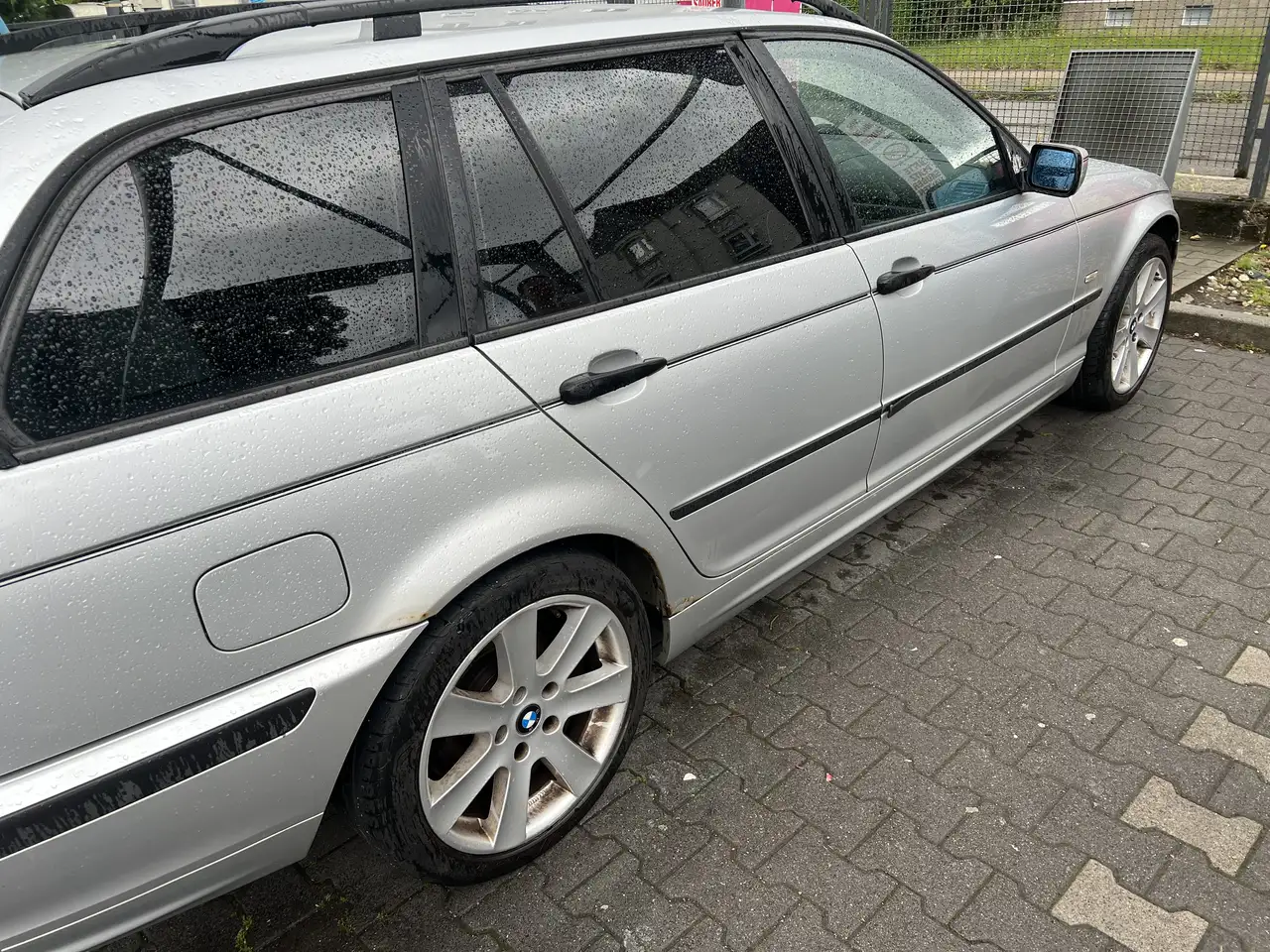 BMW 318i touring, foto 5