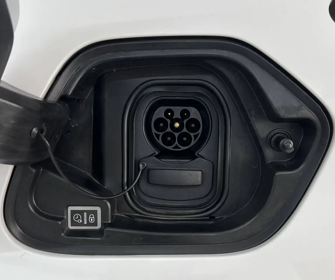Opel Corsa e Edition 100 kW Start/Stopp TEMPOMAT CARPLAY / ANDROID Schnellheizung (Quickheat) DAB-Tuner Bremsassistent, миниатюра 15