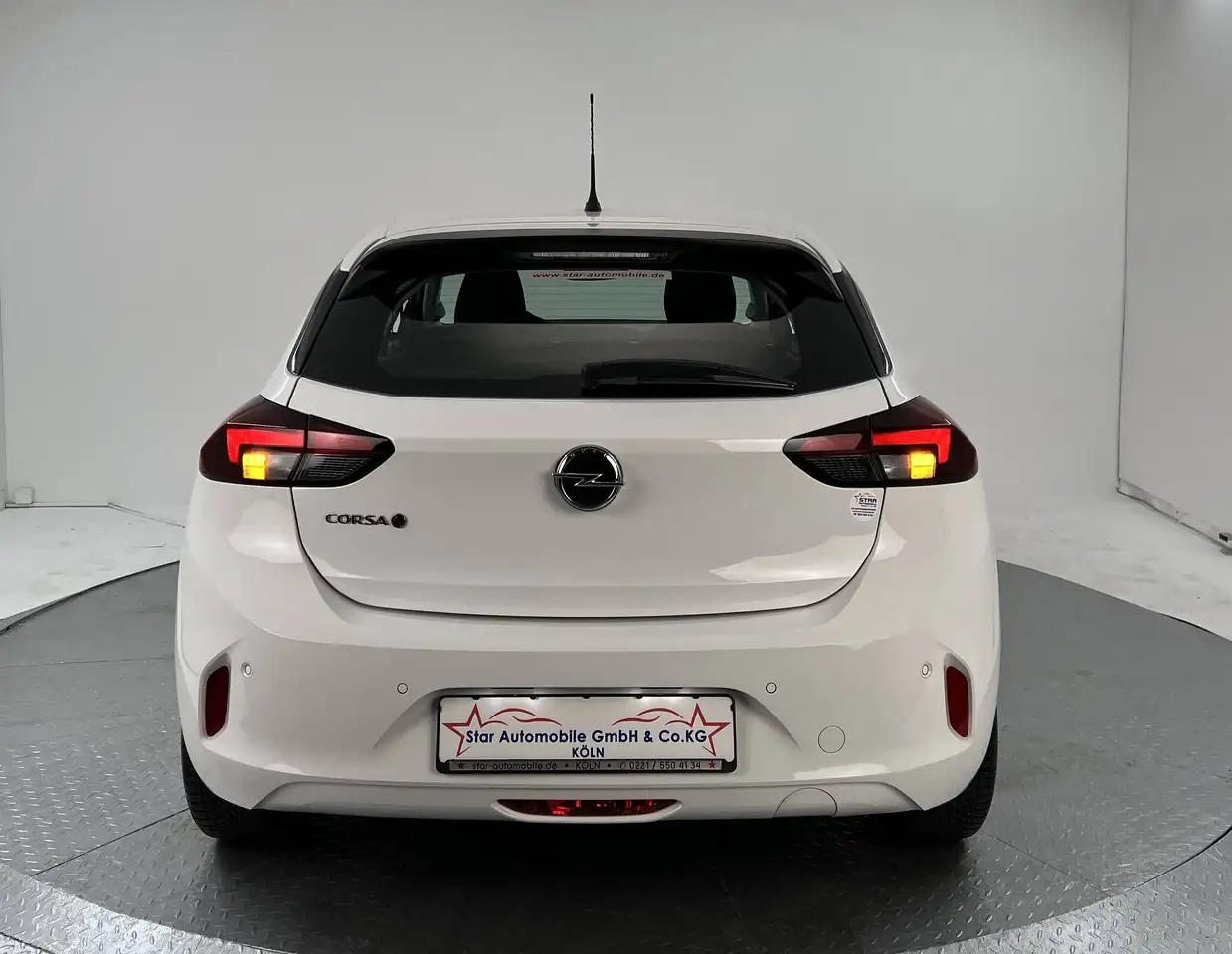 Opel Corsa e Edition 100 kW Start/Stopp TEMPOMAT CARPLAY / ANDROID Schnellheizung (Quickheat) DAB-Tuner Bremsassistent, миниатюра 8