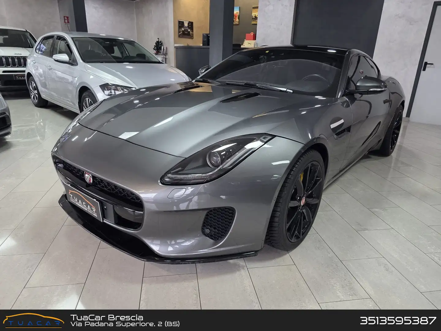 Jaguar F-Type R-Dynamic 2.0 Twinturbo Gris - 1