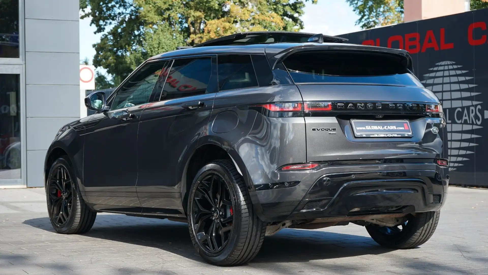 Land Rover Range Rover Evoque EVOQUE P300e R-DYNAMIC*PANO*ACC*BLACK PACK* Grau - 2