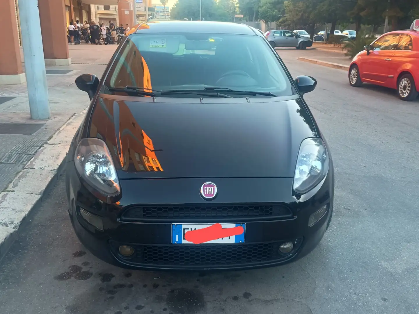 Fiat Punto 1.3 MJT II 75 CV 5 porte Lounge Zwart - 1