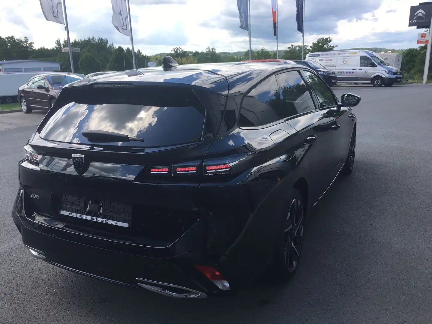 Peugeot 308 Allure Pack Schwarz - 2