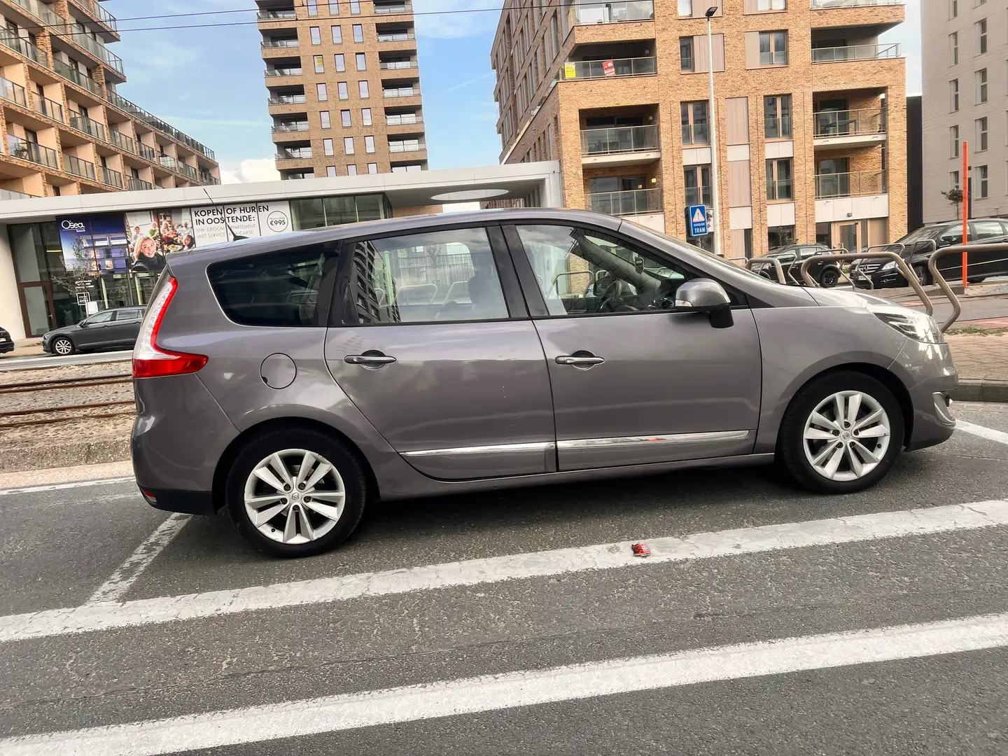 Renault Grand Scenic Grand Scenic dCi 110 Expression Beige - 2