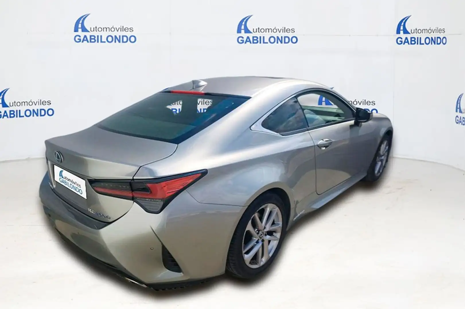 Lexus RC 300h 2.5 Executive Navigation Grau - 2