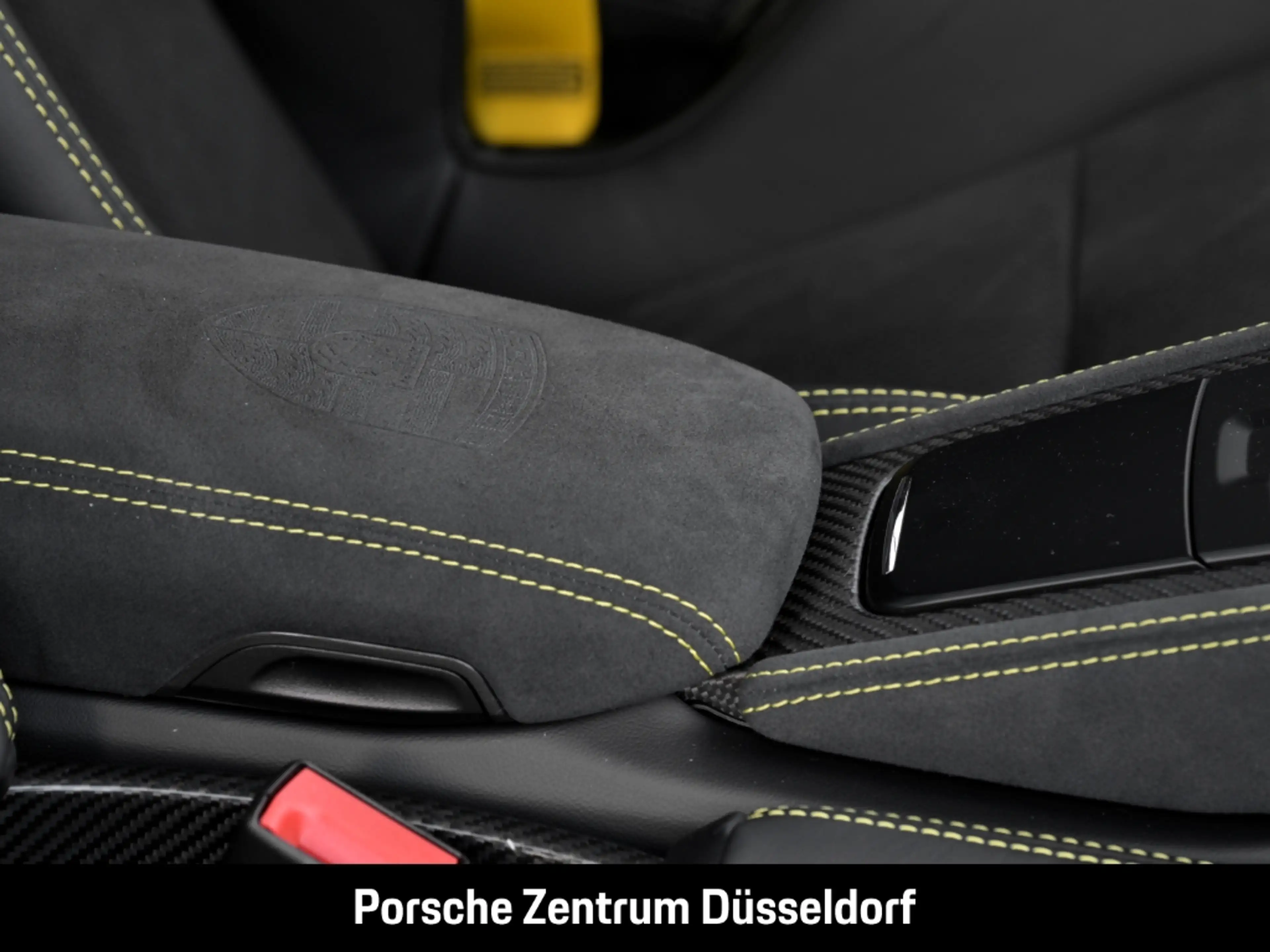 Porsche 718 Spyder RS — photo 5