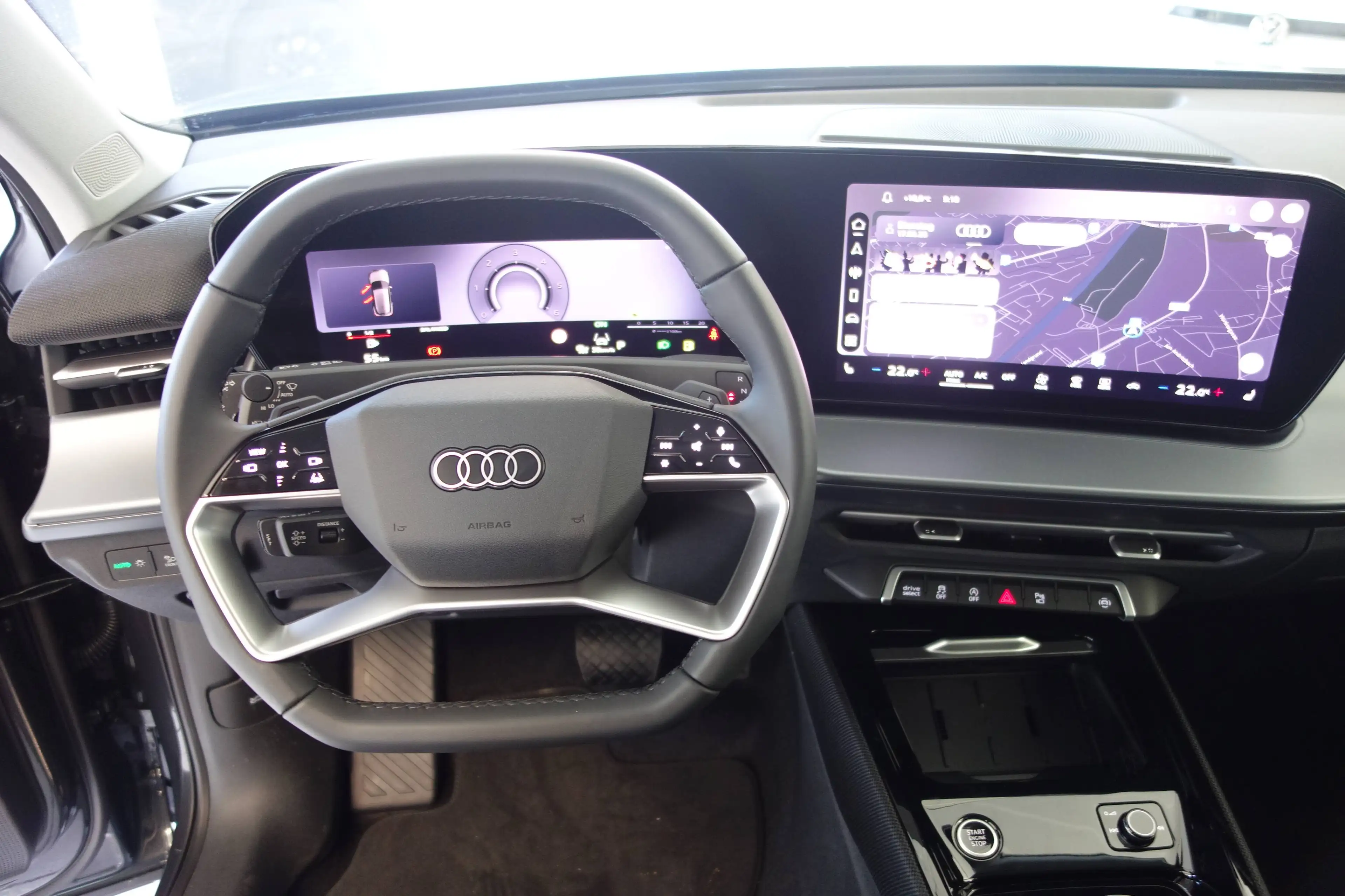 Audi Q3 TDI intense 110 kW — photo 14