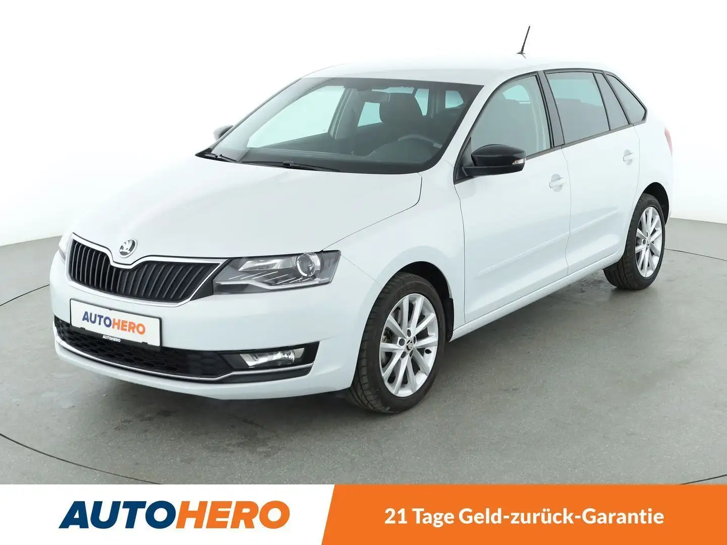 Skoda Rapid/Spaceback 1.0 TSI Style*TEMPO*CAM*PDC* Beyaz - 1