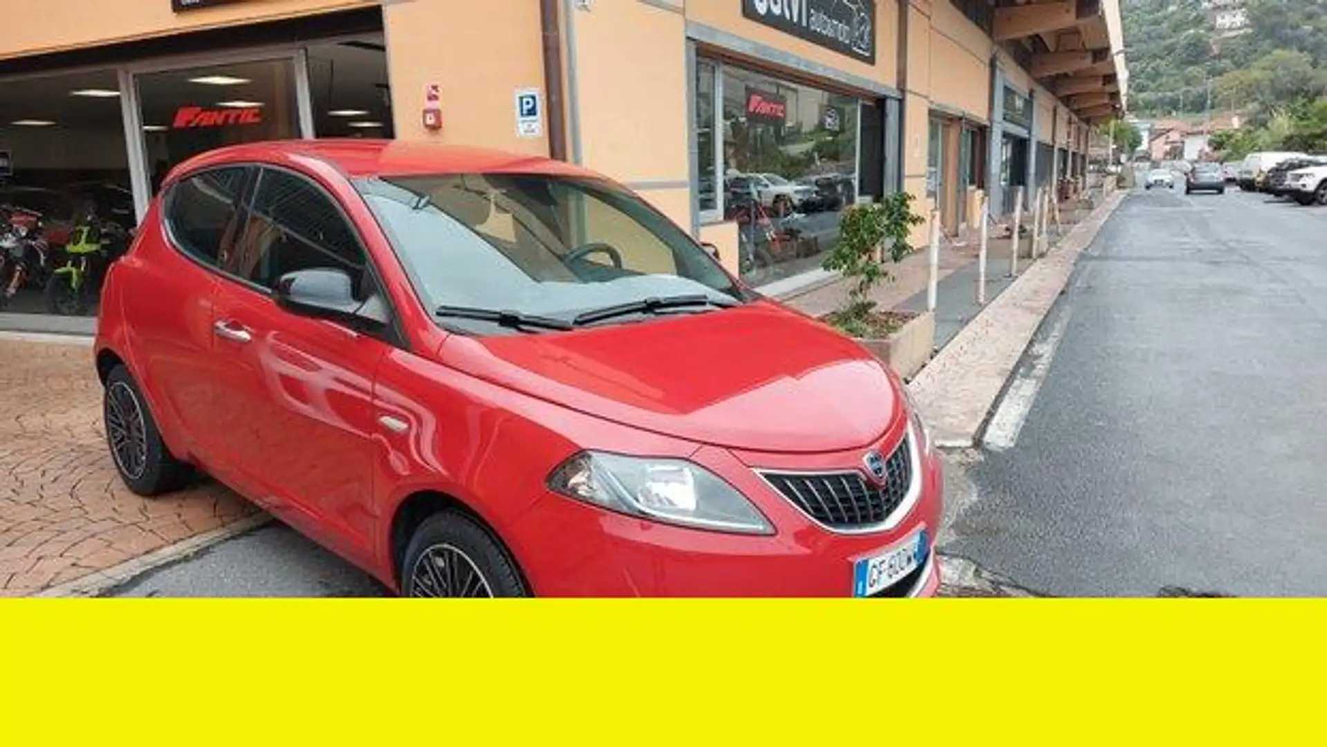 Lancia Ypsilon - 1