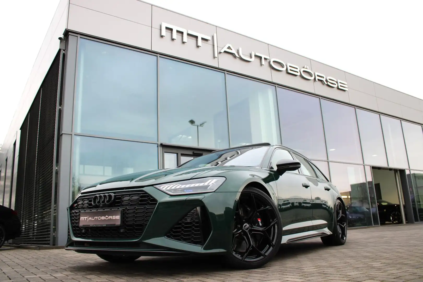 Audi RS6 AVANT *GOODWOOD GRÜN/BRAUN* 100% INDIVIDUAL! Grün - 1