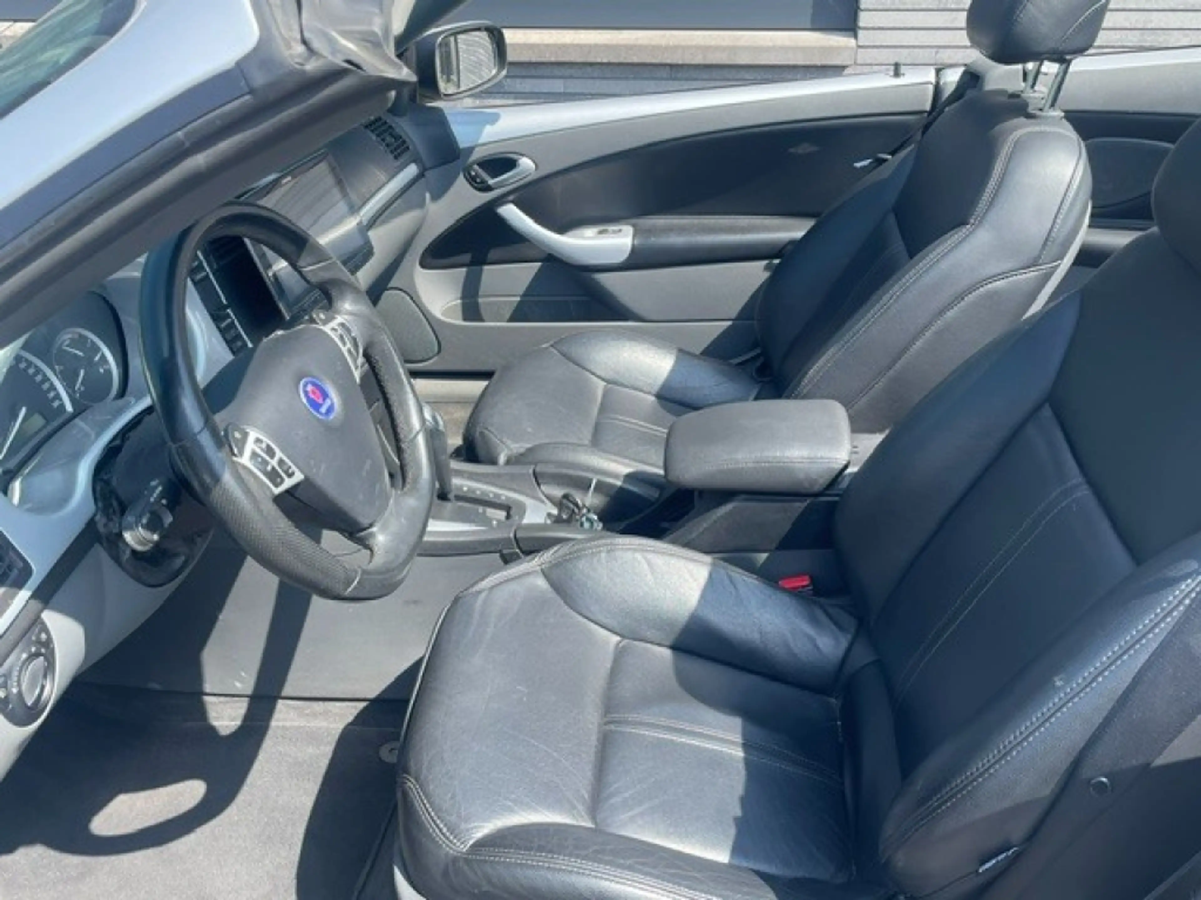 Saab 9-3 - — photo 14