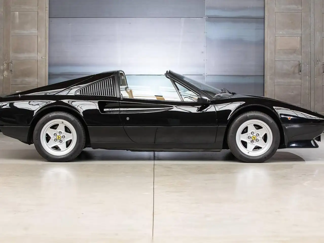 Ferrari 308 GTS Vergaser 1978, foto 2