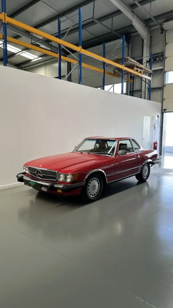 Mercedes-Benz SL 560 Roşu - 1