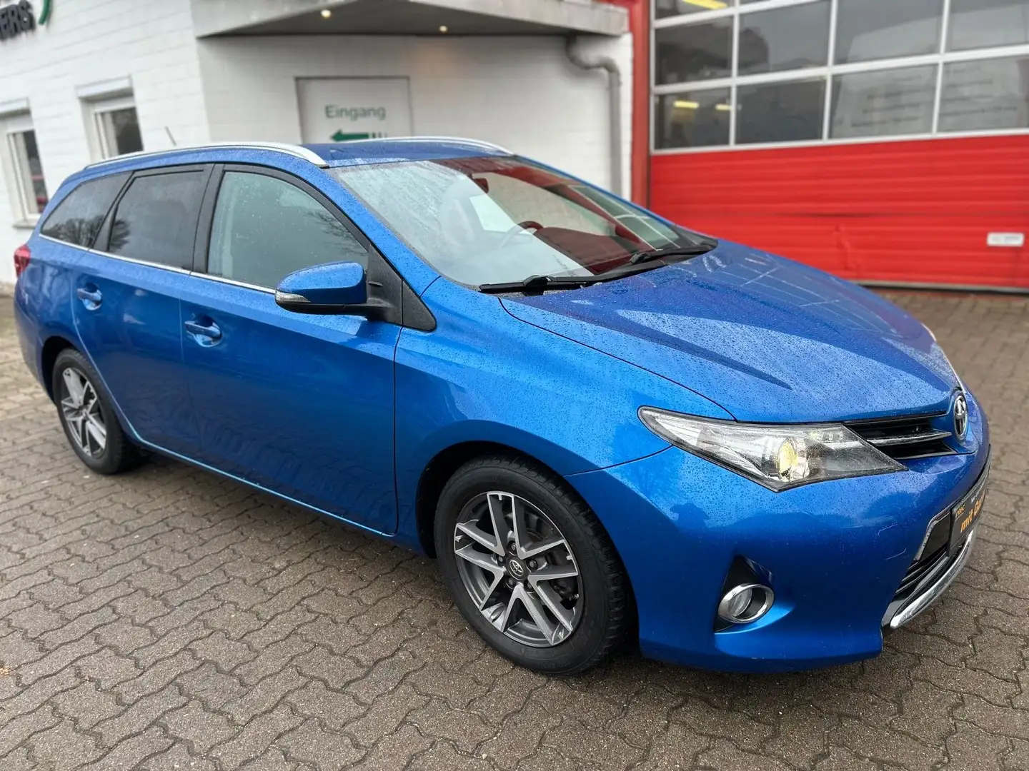 Toyota Auris Touring Sports Edition/AHK/NAVI/KAM/GJR/ Blau - 2