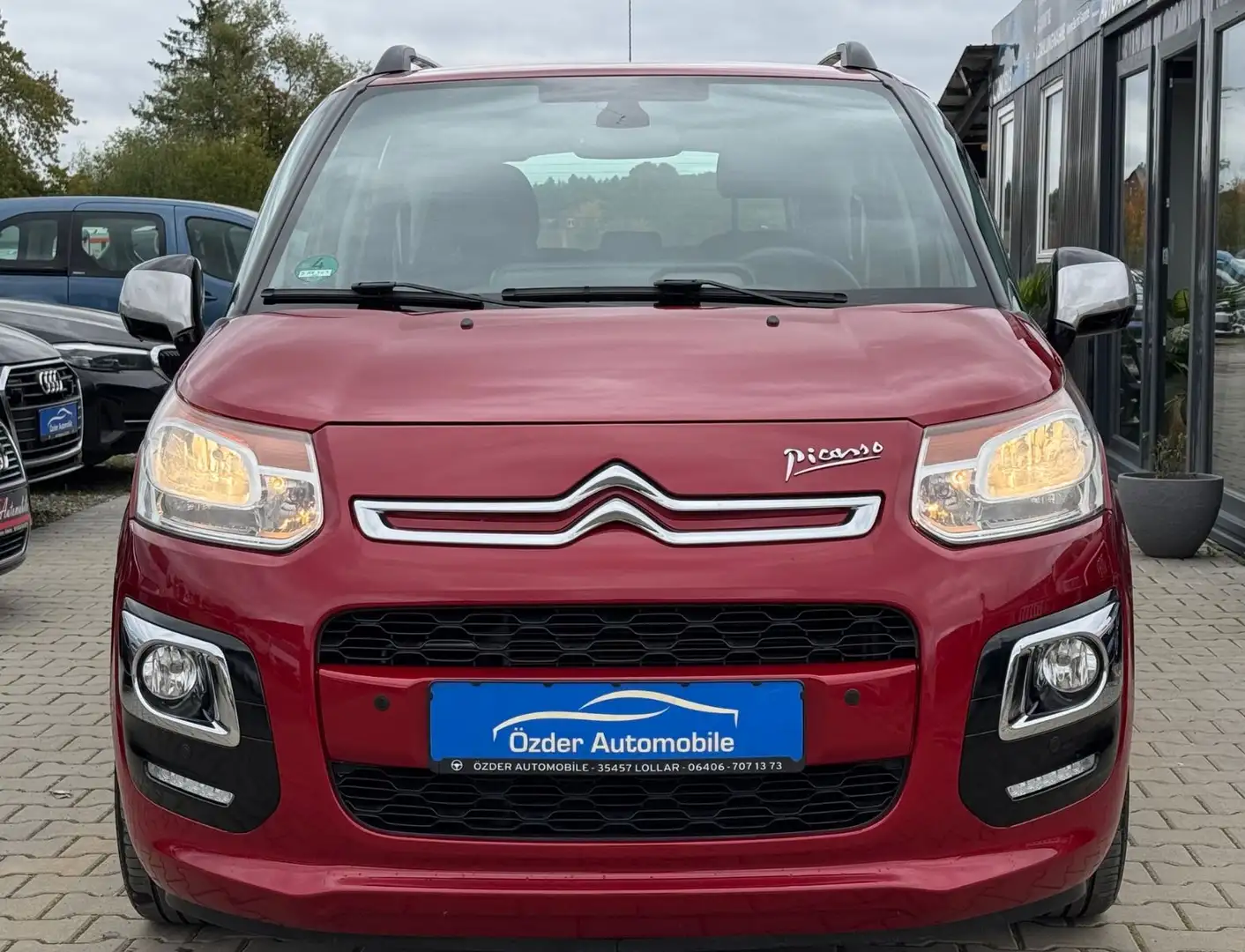 Citroen C3 Picasso 1.6 HDi Selection+Finanzierung+ Rot - 2