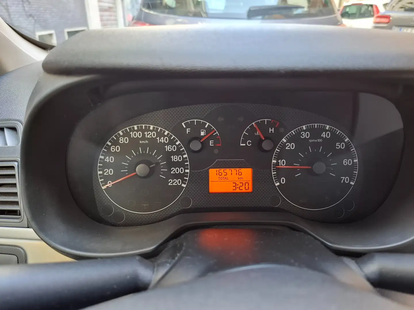 Fiat Grande Punto NEOPATENTATI 1.2 Dynamic 3p Чорний - 2