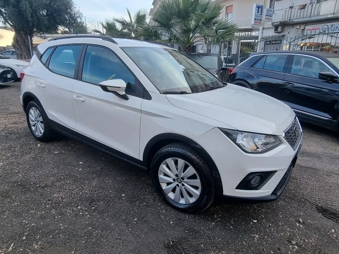 SEAT Arona 1.0 TGI Style Bianco - 2