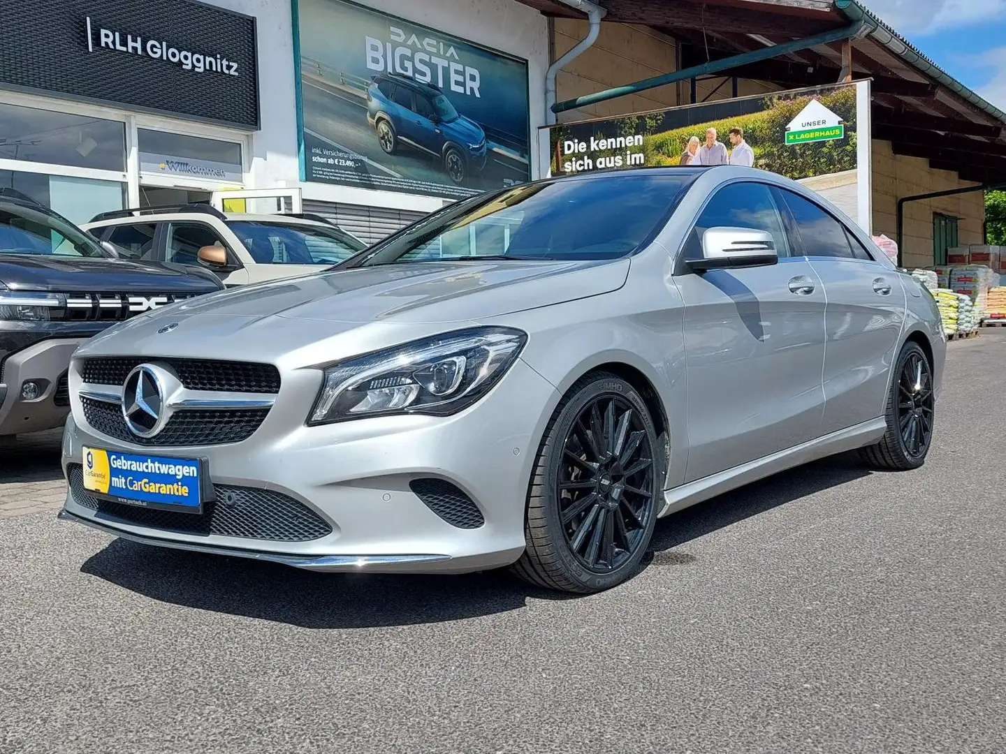 Mercedes-Benz CLA 200 CLA 200 CDI / d (117.308) Silber - 1
