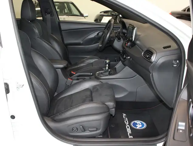 Hyundai I30 view 8