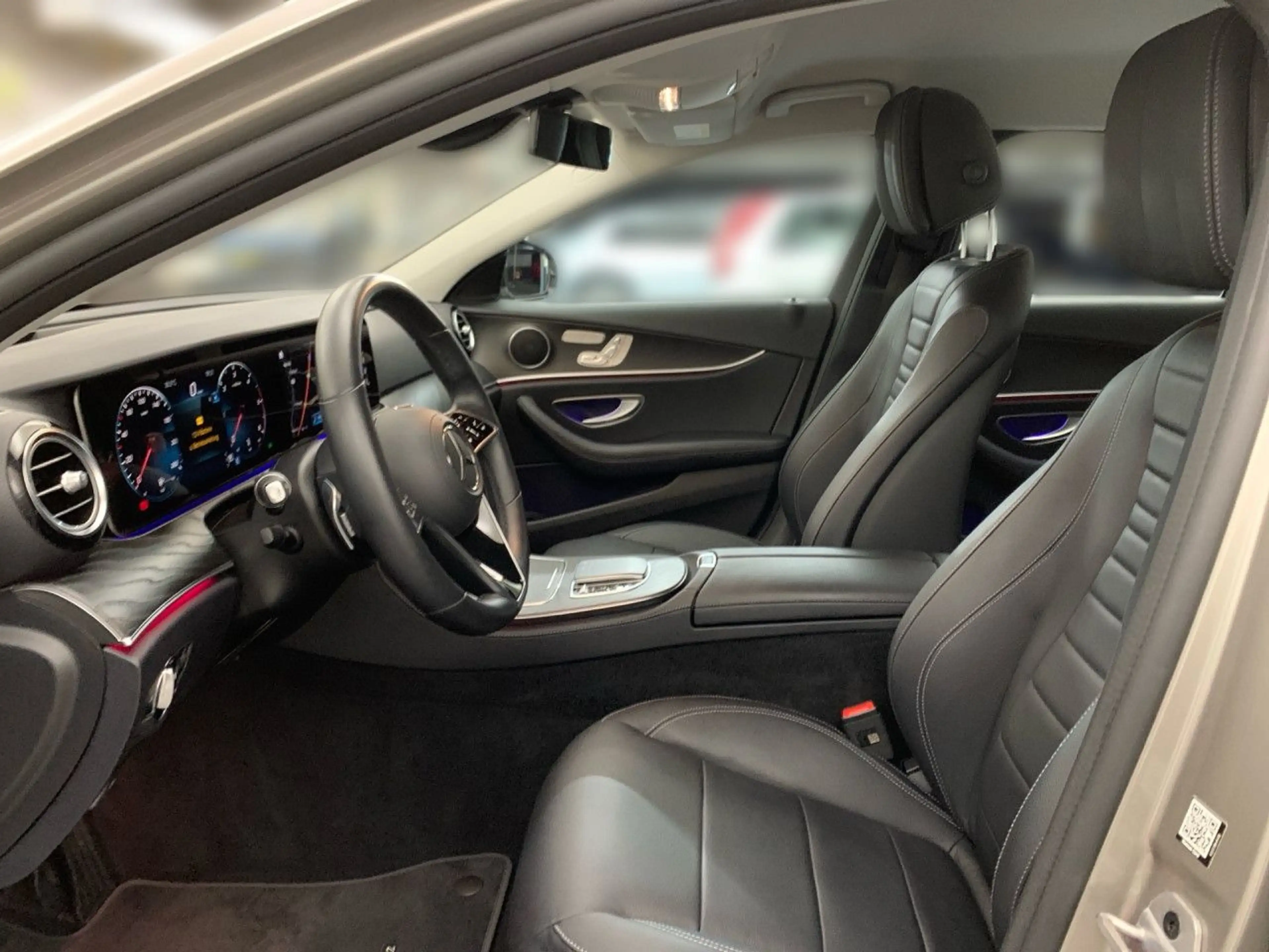 Mercedes-Benz E 400 d T 4M WideScreen Stdhzg Multibeam Distr+ 9G — photo 8