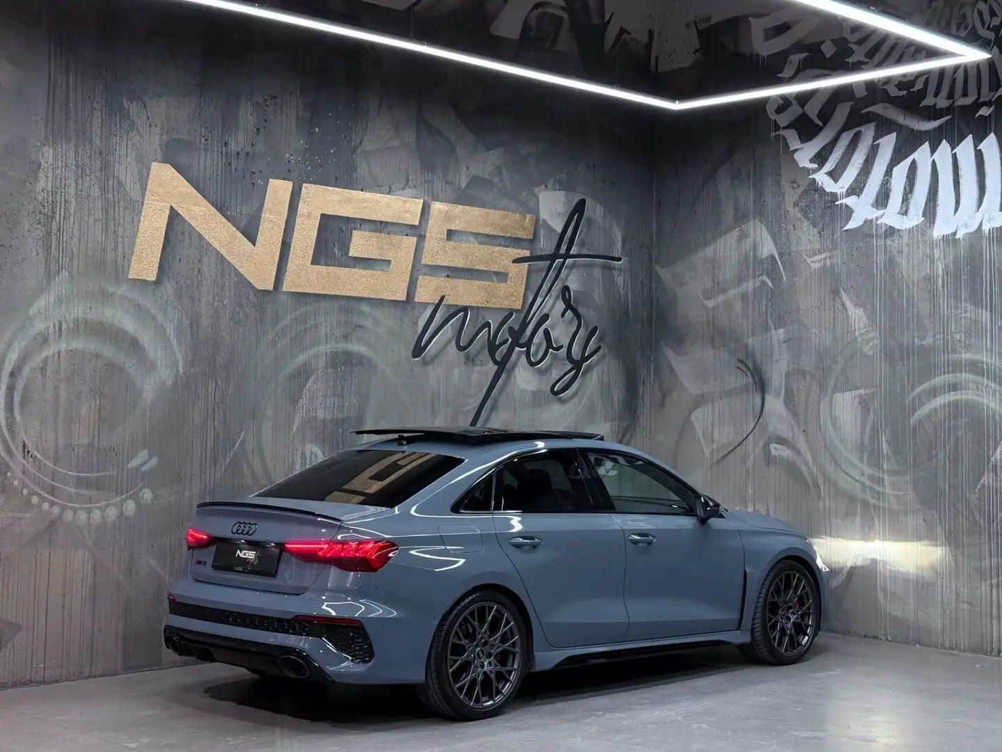 Audi RS3 LIMOUSINE TFSI quattro GARANTIE 2029 HUD PANO 360 Grau - 2