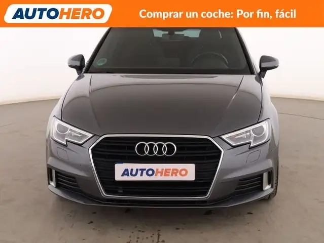 Audi A3 view 9