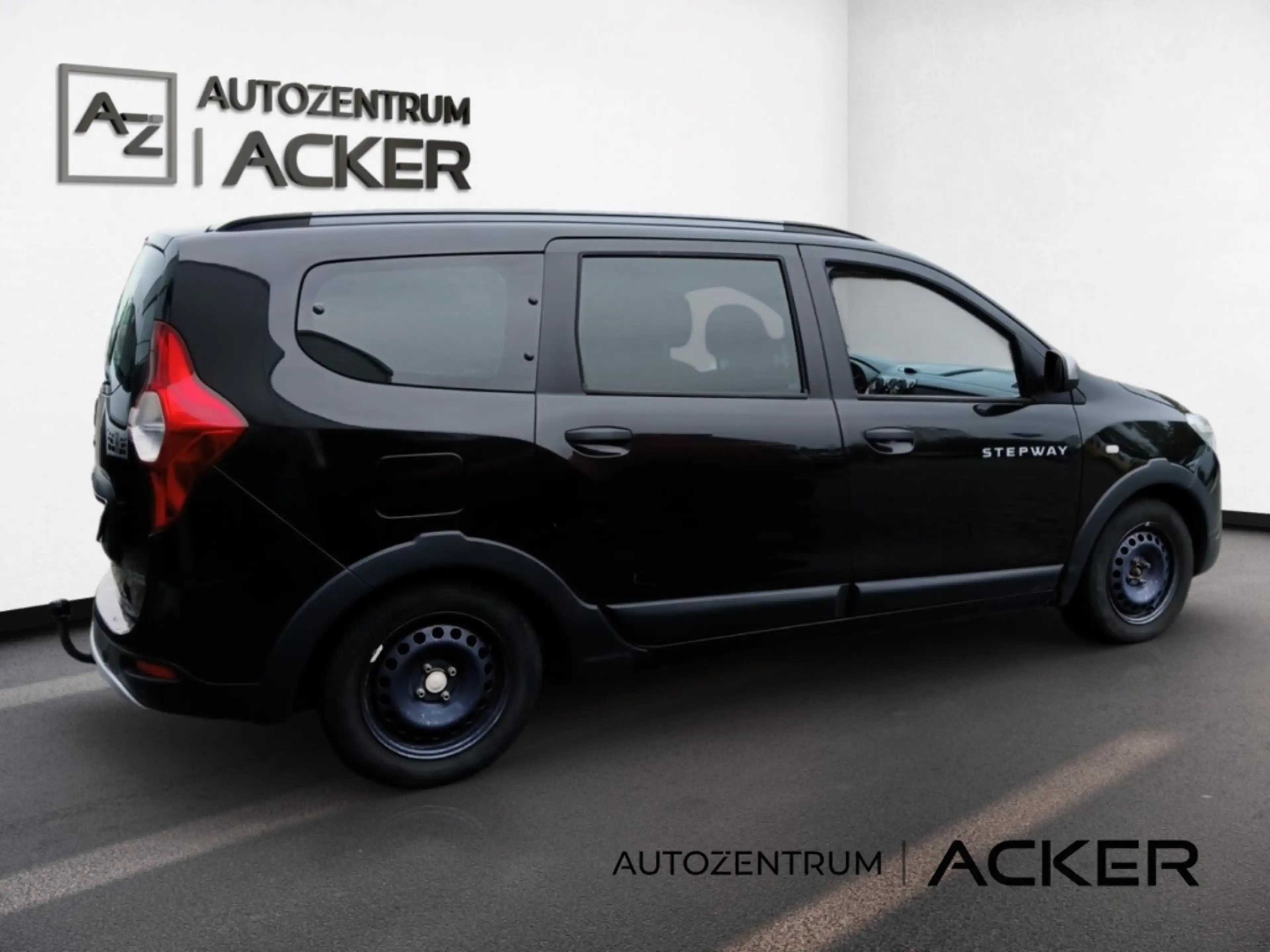Dacia Lodgy Stepway Selection 1.5 BLUE dCi 115 Nav/RFK — photo 8