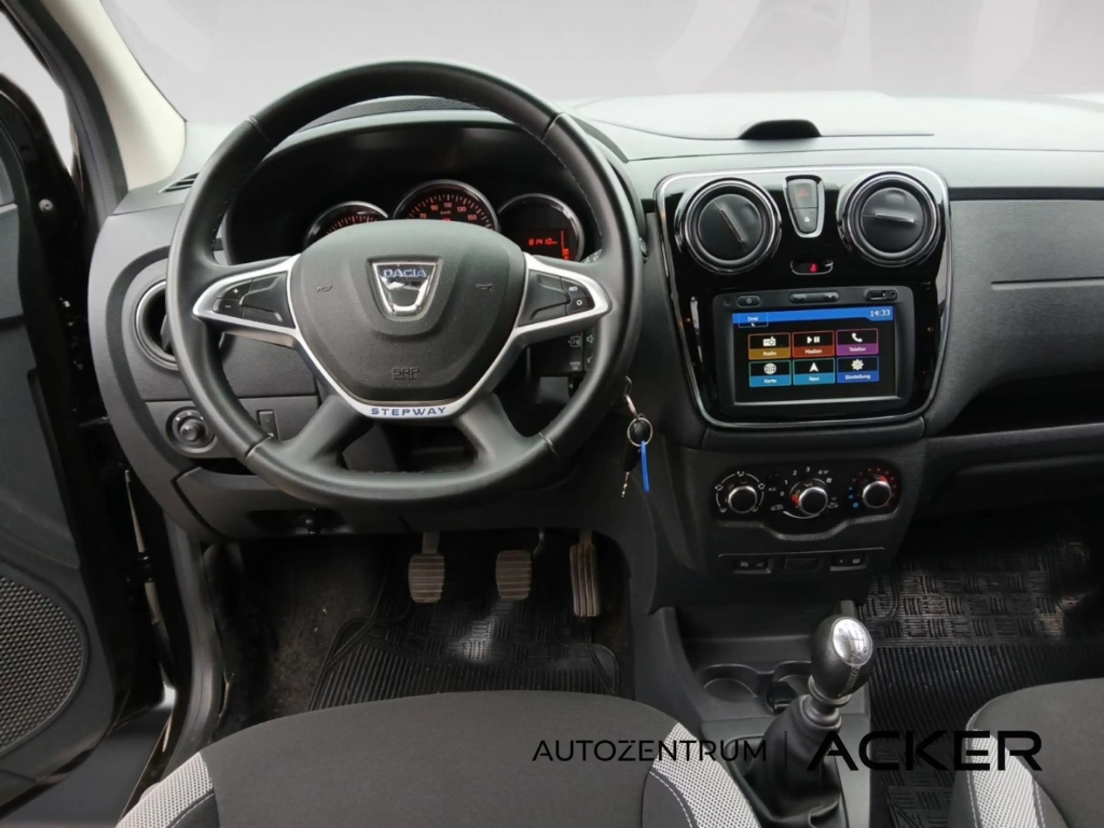 Dacia Lodgy Stepway Selection 1.5 BLUE dCi 115 Nav/RFK — photo 11