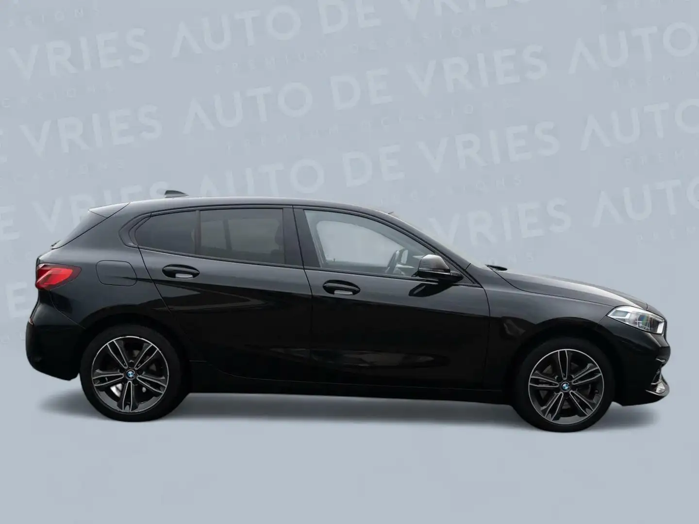 BMW 118 1-serie 118i Automaat 140pk Executive Sport Editio Noir - 2