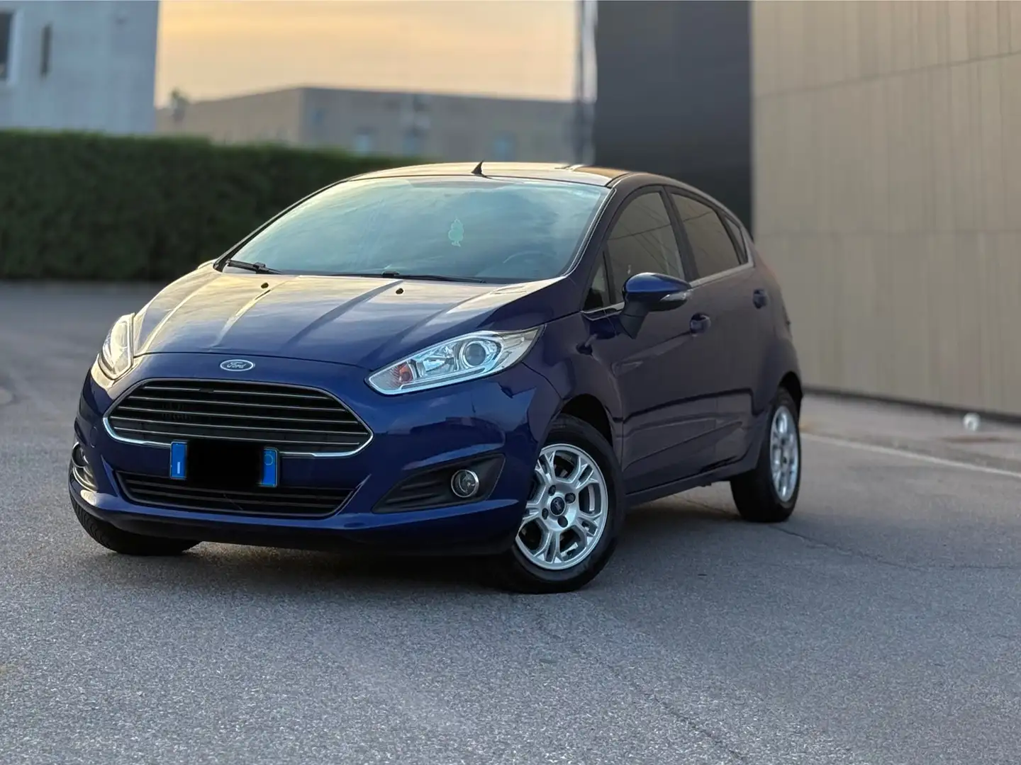 Ford Fiesta 5p 1.5 tdci Black&White 75cv E6 - 1