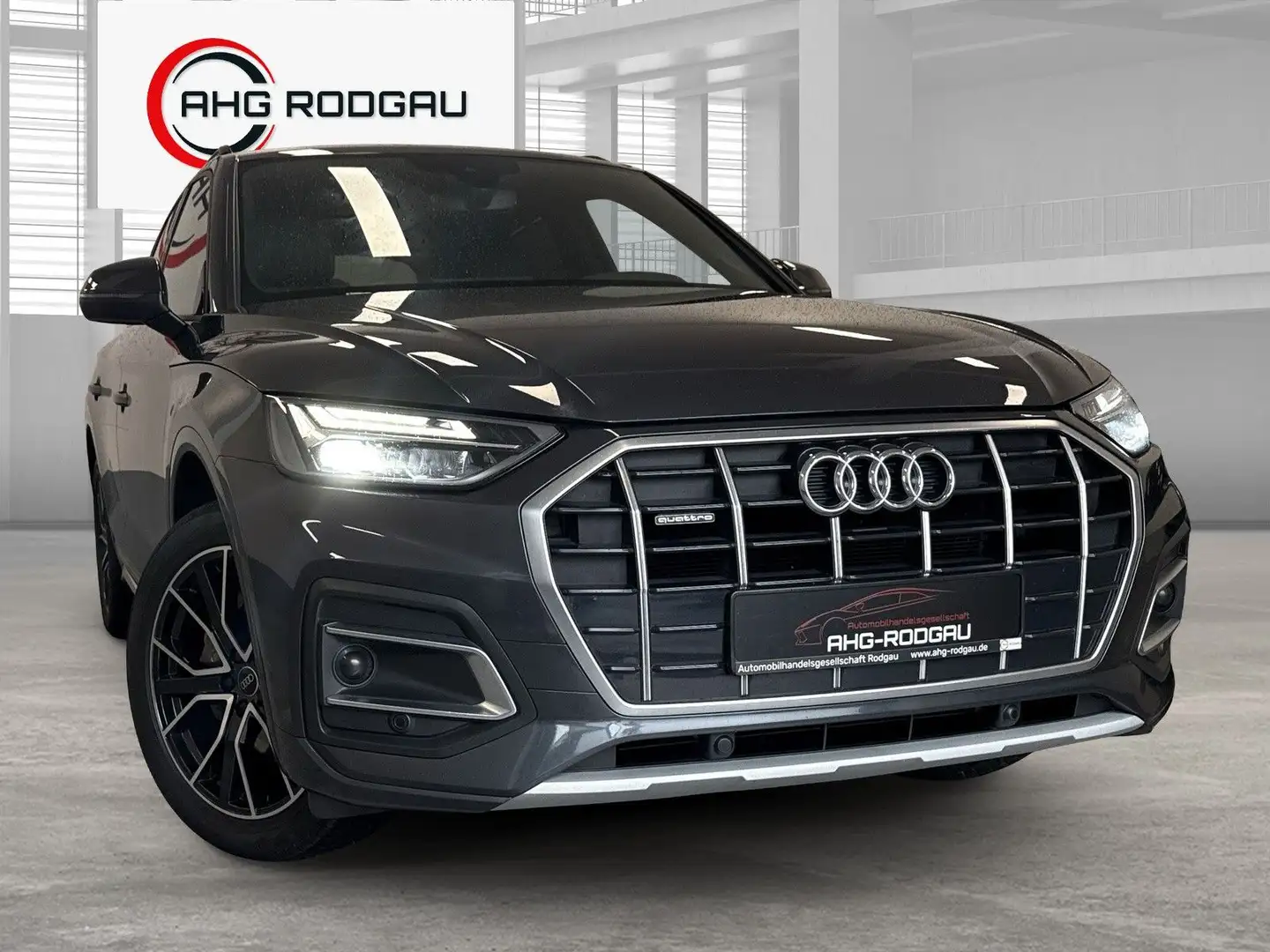 Audi Q5 40 TDI quattro/S line/MATRIX/KAMERA/VIRTUAL Grau - 1