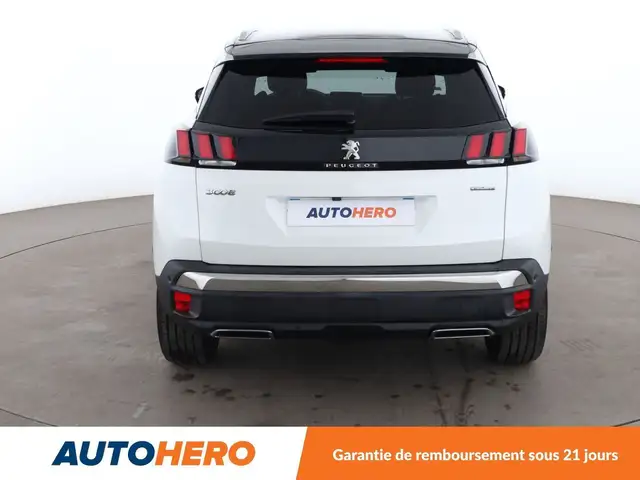 Peugeot 3008 view 5