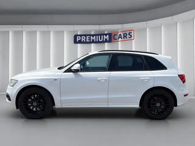 Audi SQ5 view 2