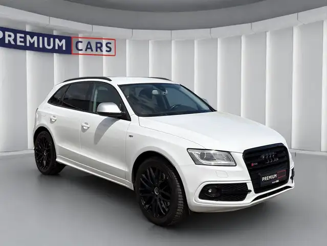 Audi SQ5 view 7