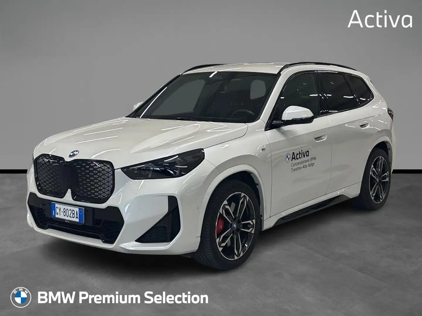 BMW iX1 xDrive 30 MSport Pro Blanc - 1