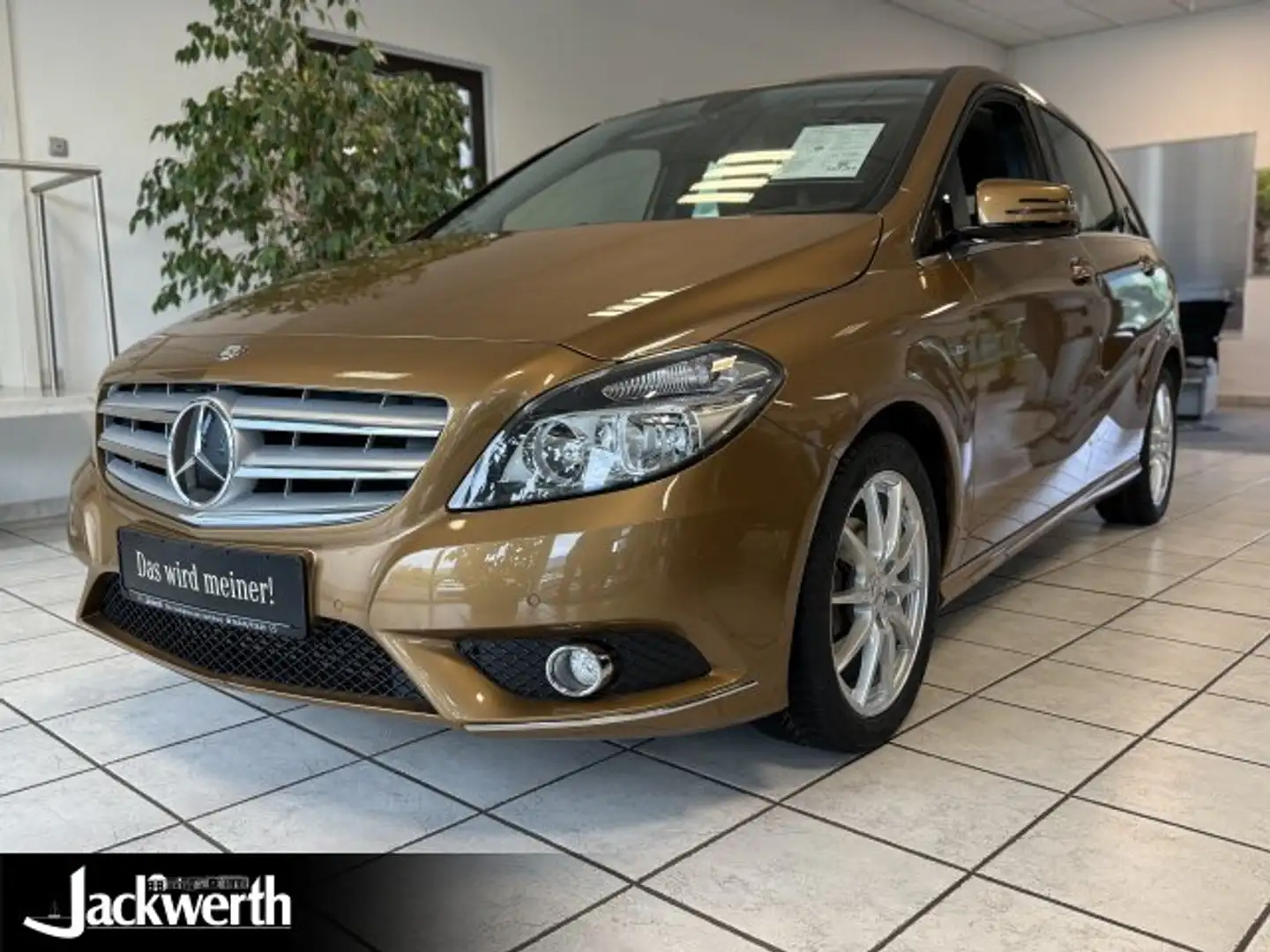 Mercedes-Benz B 180 B 180 Sports Tourer aus erster Hand Autom./Klima Beige - 2