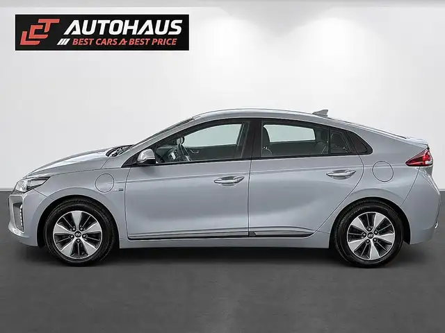 Hyundai Ioniq view 2