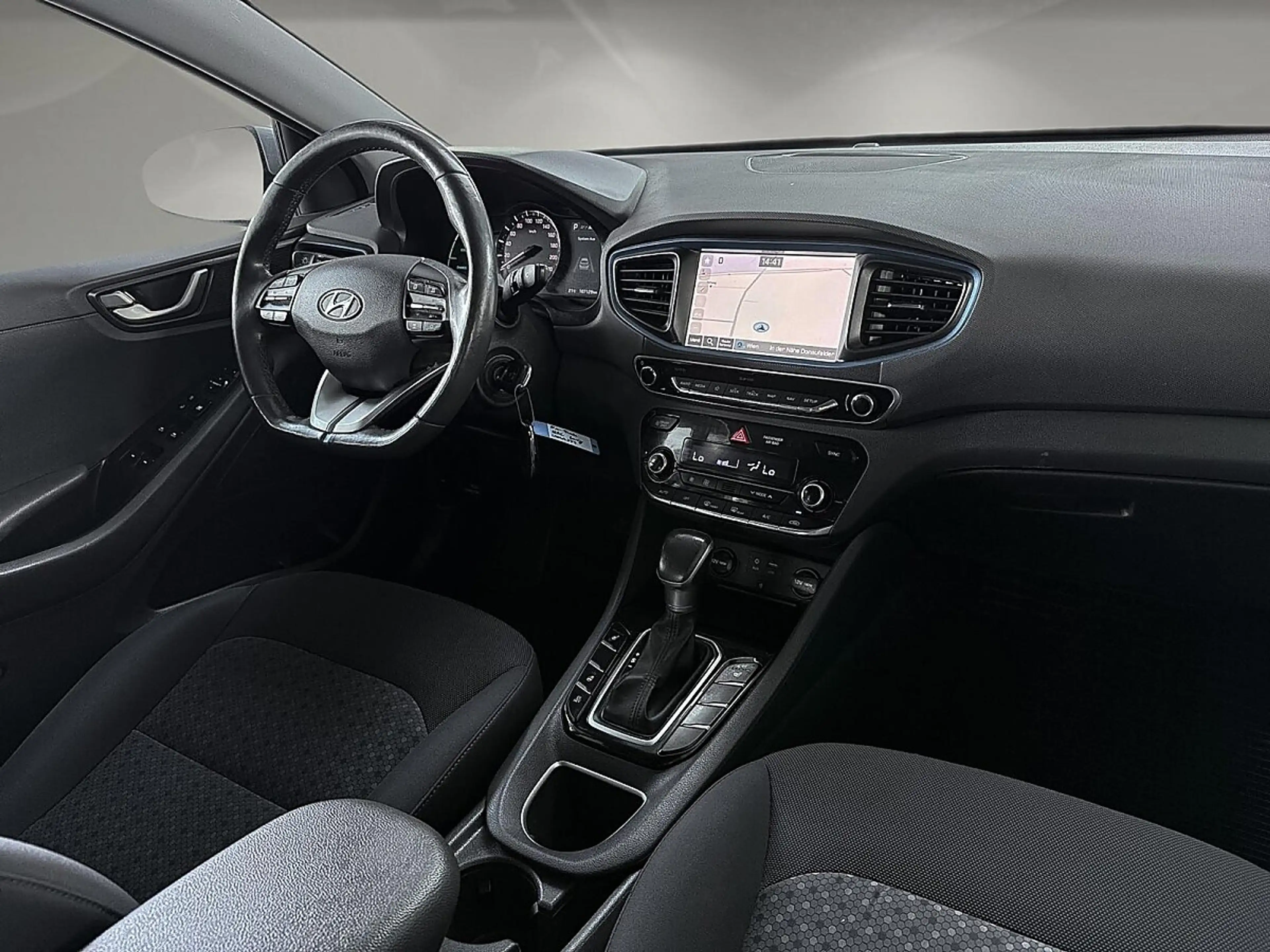 Hyundai IONIQ Ioniq 1,6 GDi Hybrid Premium | PICKERL BIS 09/2... — photo 9