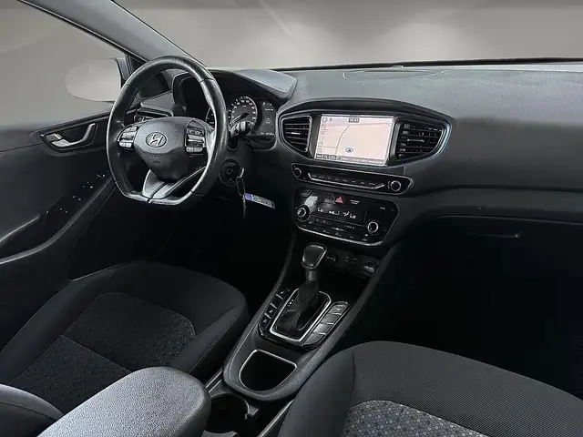 Hyundai Ioniq view 9