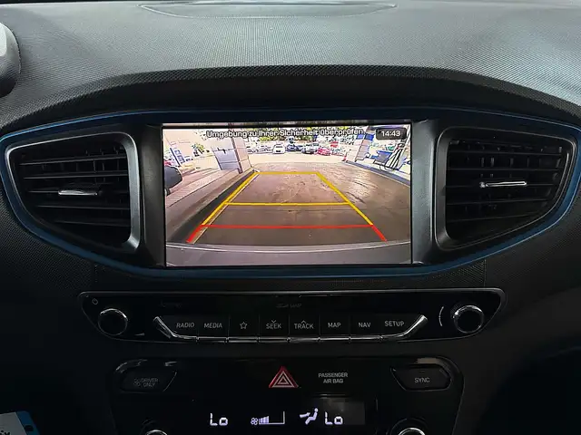 Hyundai Ioniq view 13