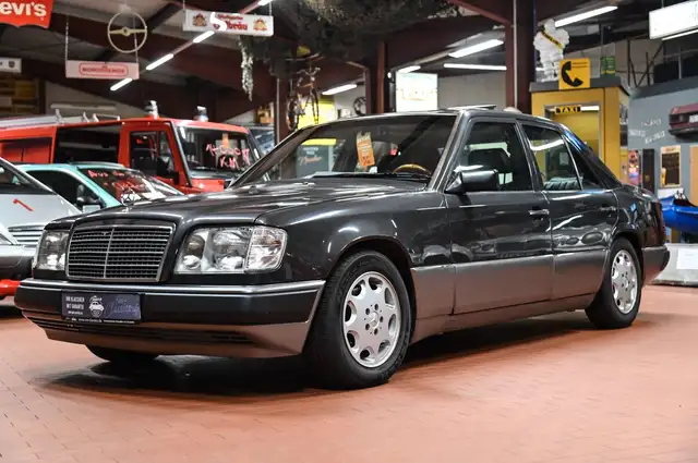 Mercedes-Benz 300 Turbodiesel W124 *KLIMA*EFH*SD*GARANTIE*