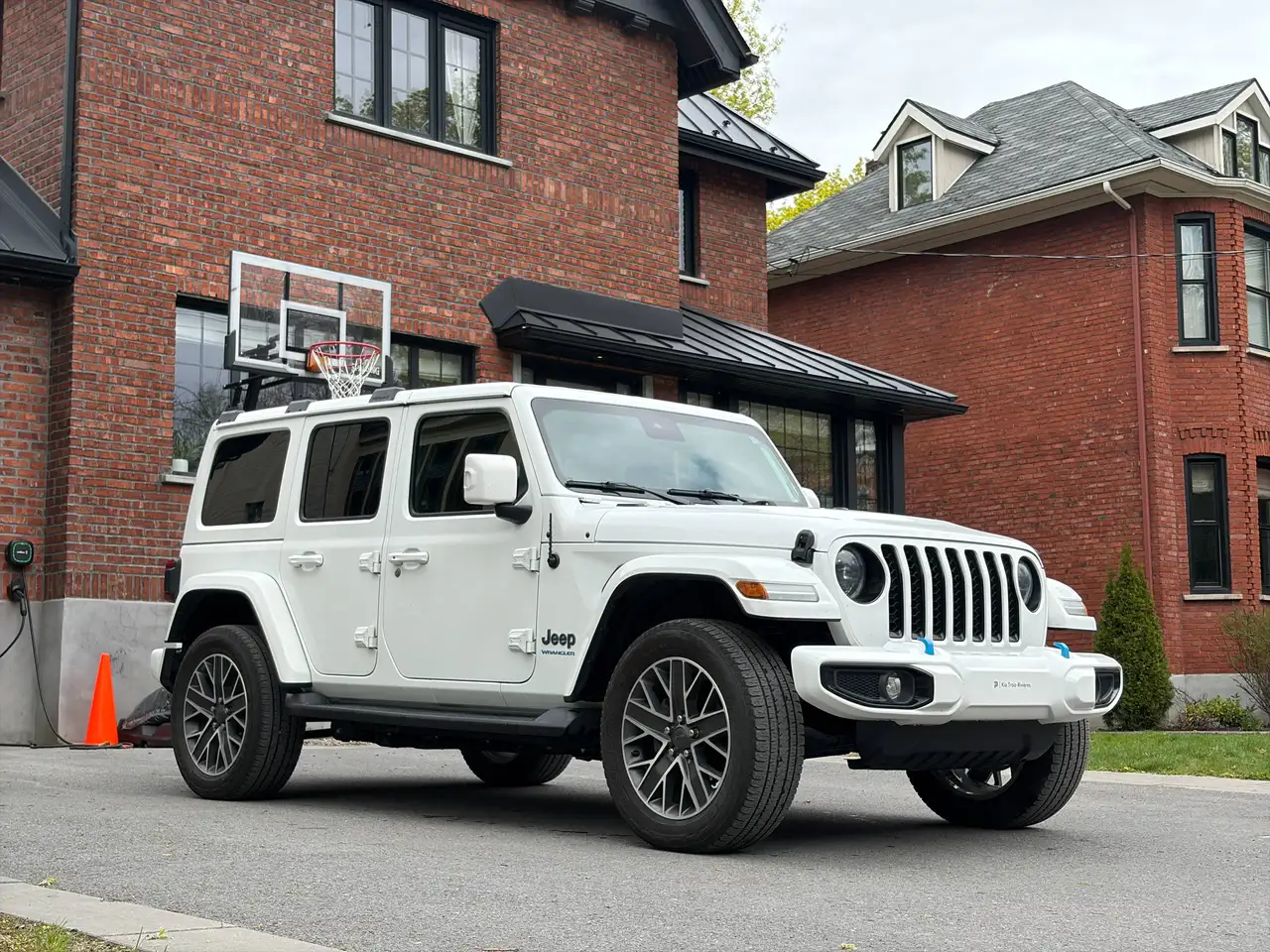 Jeep Wrangler снимка Jeep Wrangler